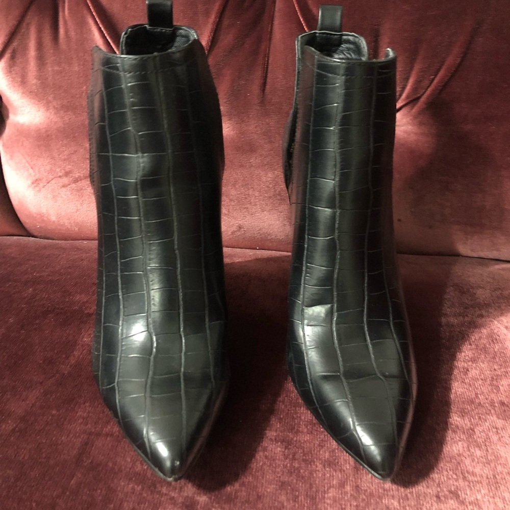 Heeled booties - Picture 3 of 4